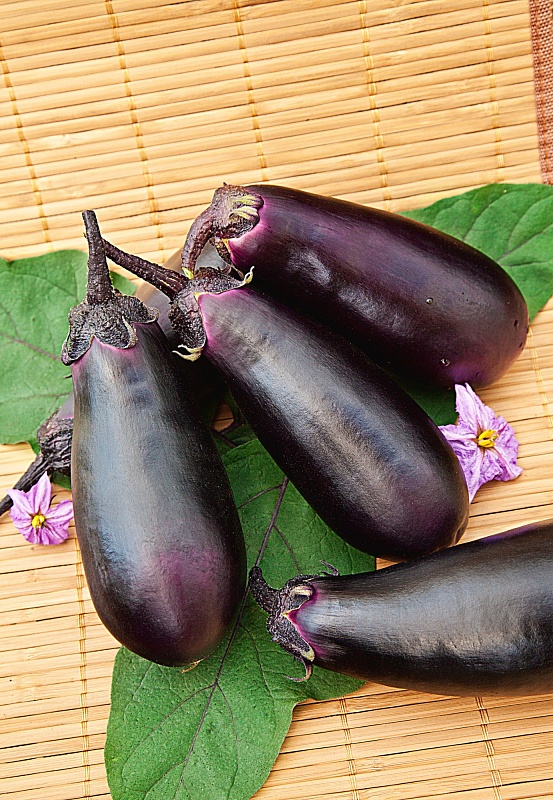 Баклажан Робин Гуд 0,1 гр  цв.п.